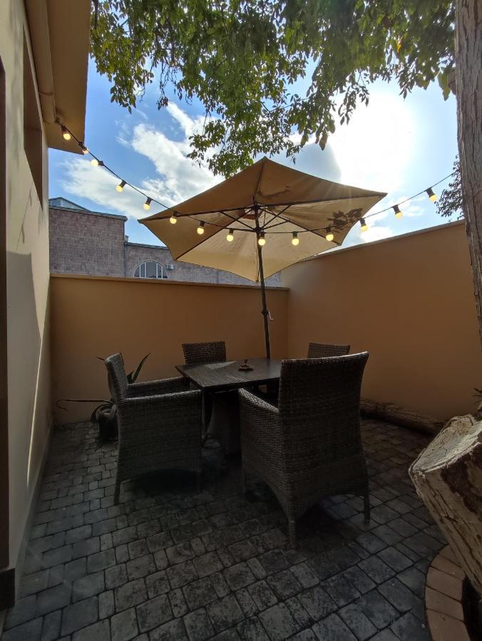 Hotelise I Tulip Apartment Γιερεβάν Εξωτερικό φωτογραφία